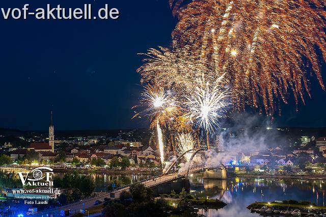 A-Fr_Foto Laudi_Donau in Flammen-24.jpg